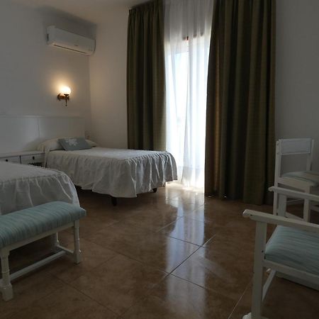 Hostal Port Fornells (Adults Only) Εξωτερικό φωτογραφία