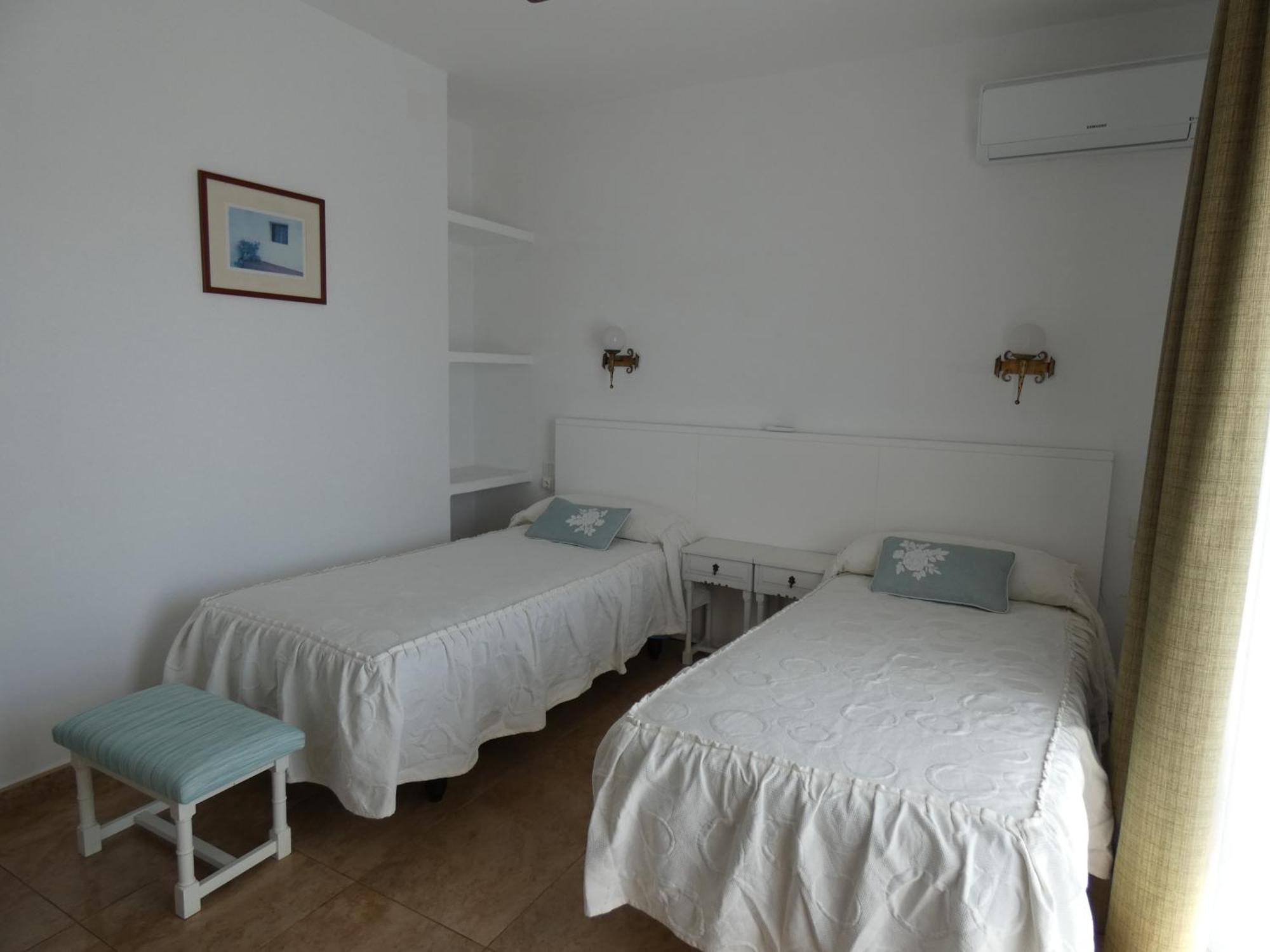 Hostal Port Fornells (Adults Only) Εξωτερικό φωτογραφία